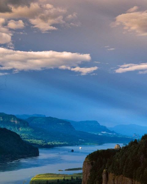 Columbia River Gorge VIII