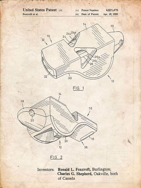 Borders, Cole 아티스트의 PP851-Vintage Parchment Fox 40 Coachs Whistle Patent Poster작품입니다.