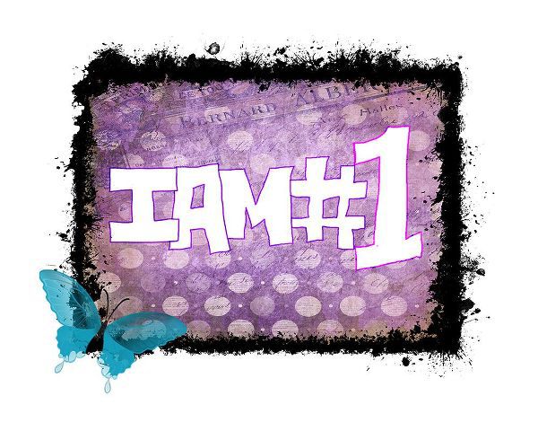 LightBoxJournal 아티스트의 I Am #1작품입니다.