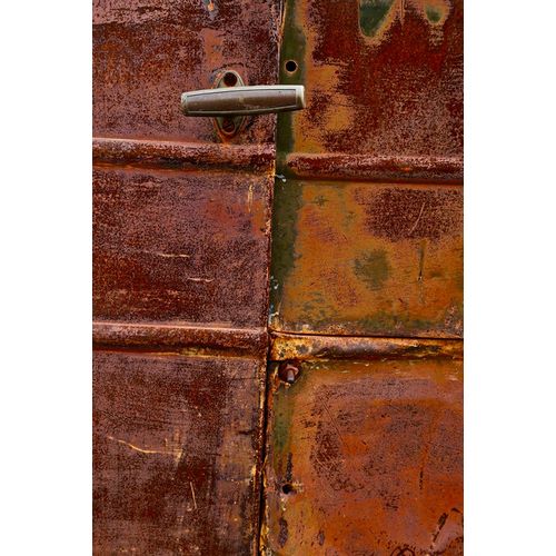 Susan Vizvary Photography 아티스트의 Vintage Rusted Car Door with Handle작품입니다.
