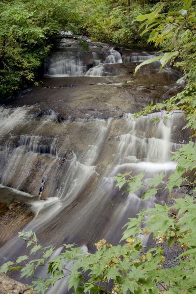 Blaustein, Alan 아티스트의 Hokkaido Waterfall - 4작품입니다.