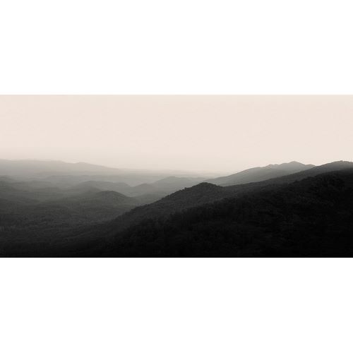 Bell, Nicholas 아티스트의 Smoky Mountains; Vista No. 2작품입니다.