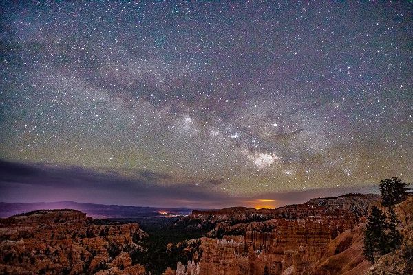 Milky Way over Bryce Canyon
