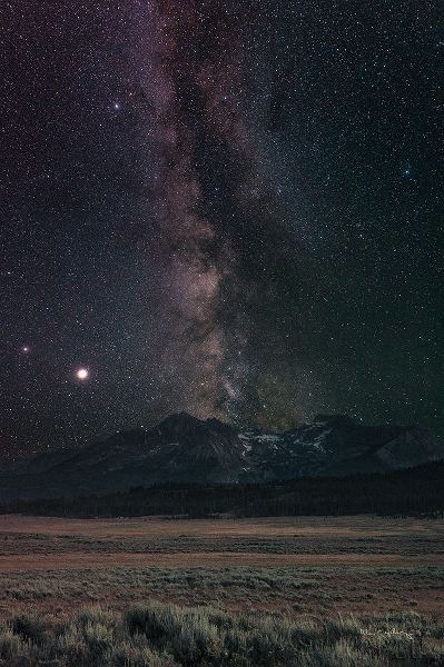 Milky Way in Sawtooth Mountains