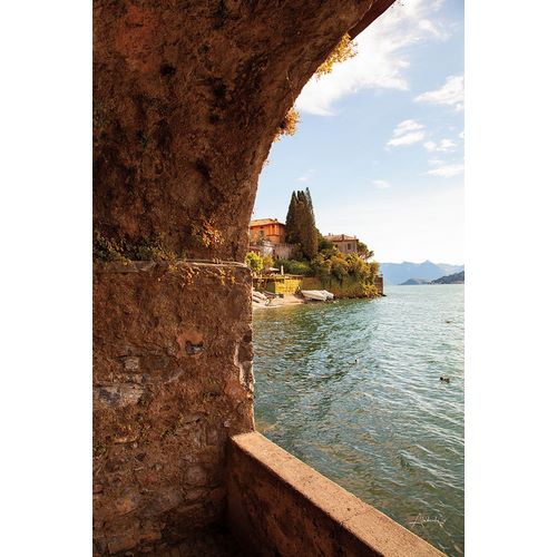Aledanda 아티스트의 Lake Como Archway작품입니다.