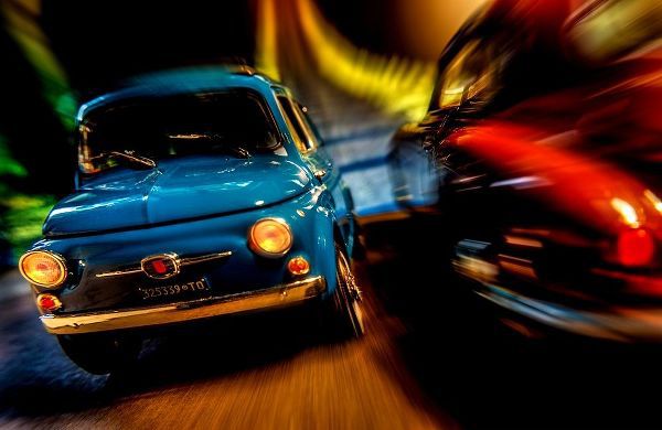 Cars in action - Fiat 500M