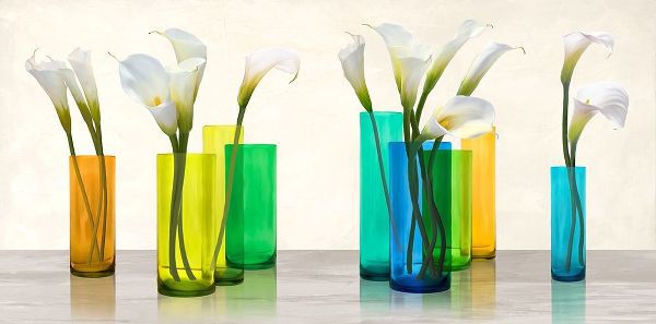 Callas in crystal vases