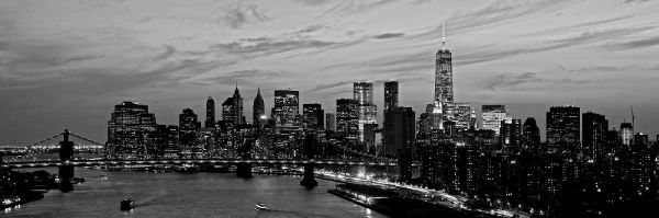 Berenholtz, Richard 아티스트의 Lower Manhattan at dusk작품입니다.