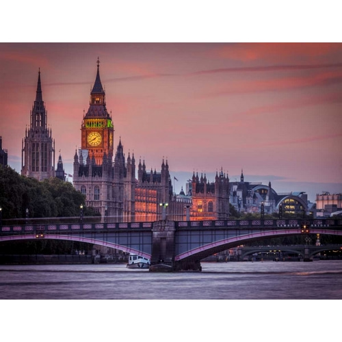 Big Ben from river thames, London, UK