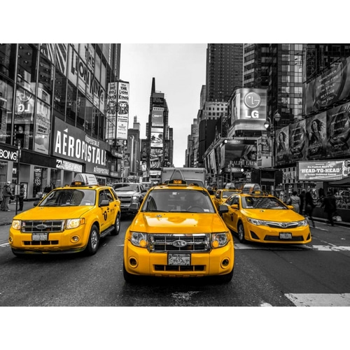Taxi on broadway, New York