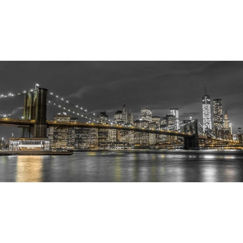 Brooklyn Bridge and lower Manhattan skyline at dusk, New York