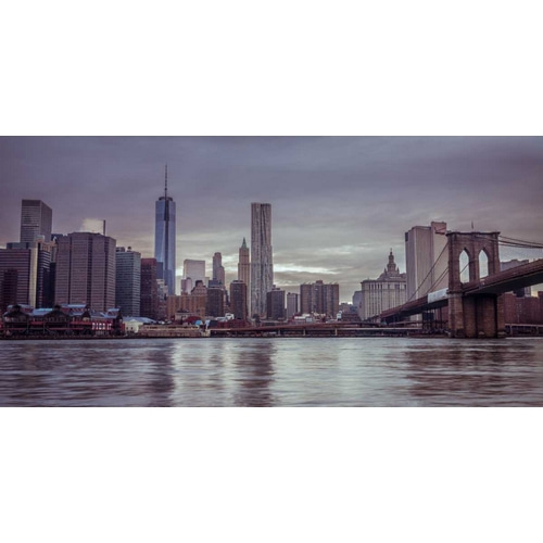 Lower Manhattan skyline with Brooklyn Bridge, New York
