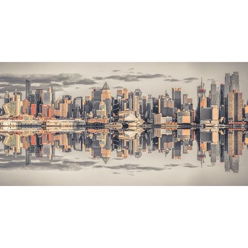 Panoramic view of Lower Manhattan skyline-New York