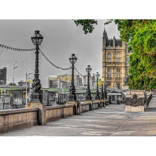 Thames promenade, London, UK
