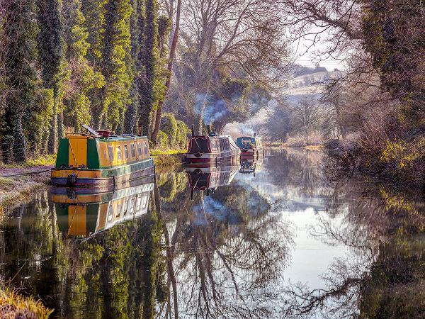 Canal with trees, Kintbury, UK
