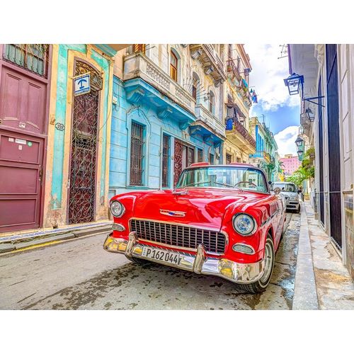 Vintage car on street of Havana, Cuba