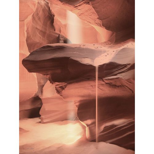Deiter, Lori 작가의 Sandfall at Antelope Canyon 작품