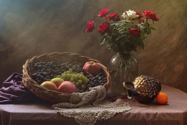 Ustinagreen 작가의 Still Life With Fruit And Roses 작품