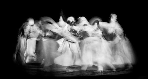 El Assy, Nader 아티스트의 Sufi Dance In Motion작품입니다.