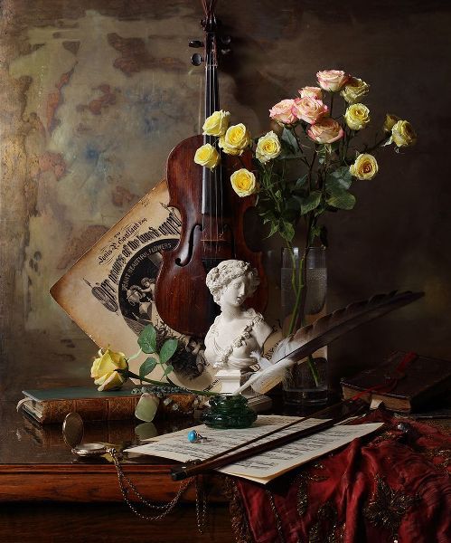 Morozov, Andrey 아티스트의 Still Life With Violin And Bust작품입니다.