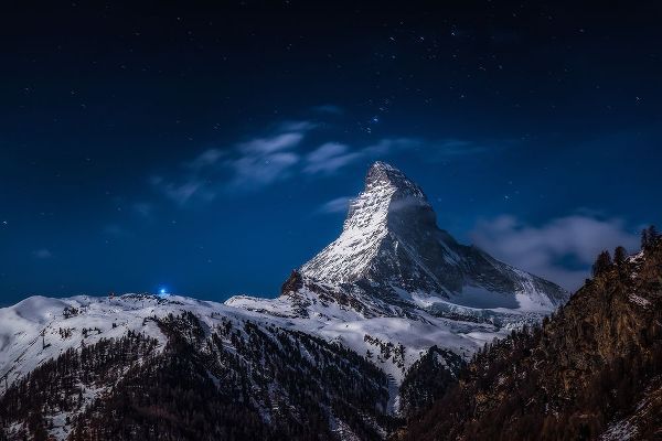 Gonzalez Vera, Jesus 작가의 Full Moon At Matterhorn 작품