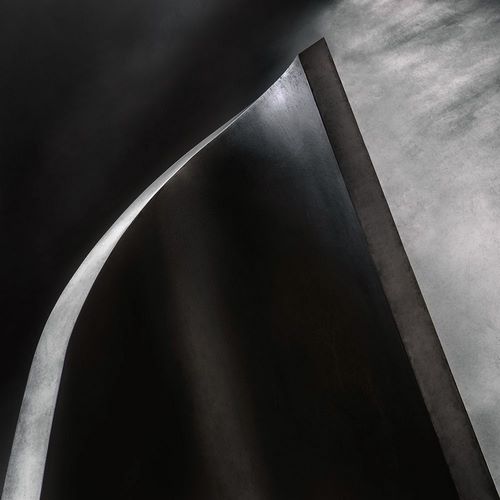 Claes, Gilbert 아티스트의 Curved Steel작품입니다.