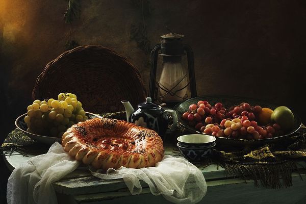 Ustinagreen 작가의 Stilllife  With Cake And Grapes 작품
