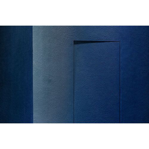 Schuster, Inge 아티스트의 Blue Minimalism Or A Secret Door작품입니다.