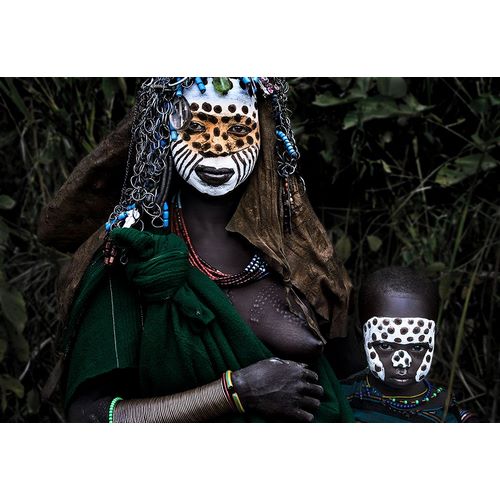 Inazio Kuesta, Joxe 작가의 Surma Tribe Woman And Her Child - Ethiopia. 작품