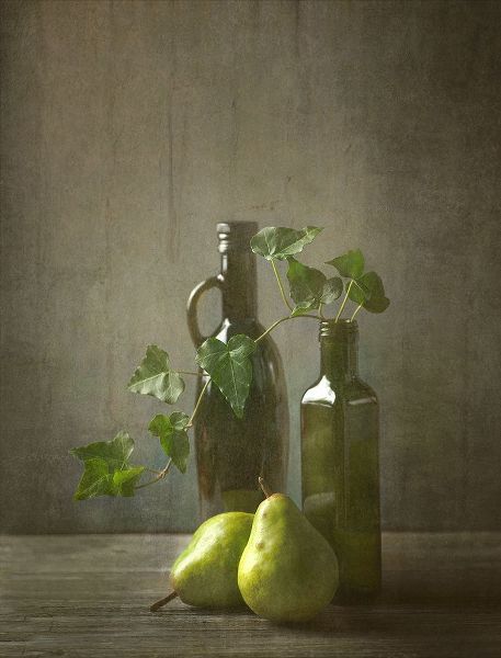 W., Catherine 작가의 Pears And Bottles 작품
