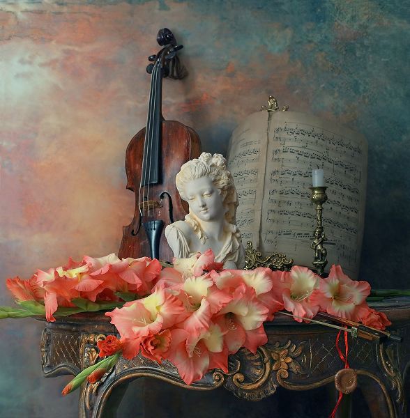 Morozov, Andrey 아티스트의 Still Life With Violin And Flowers작품입니다.
