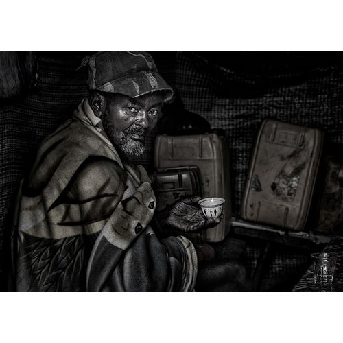Inazio Kuesta, Joxe 아티스트의 Ethiopian Man Having A Cup Of Coffee.작품입니다.