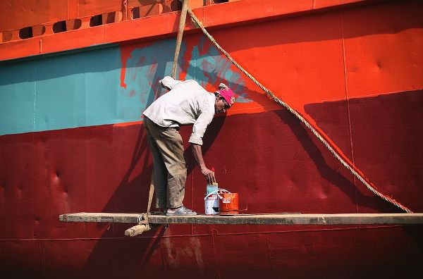Garik 아티스트의 Workers Of Shipyard - 0250작품입니다.