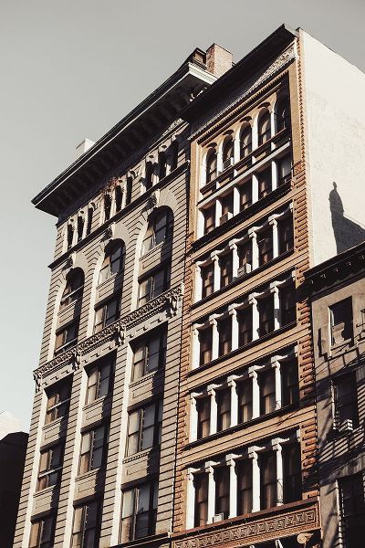 Martin, Rikard 아티스트의 New York City Building작품입니다.