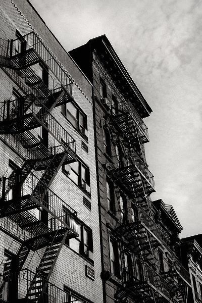 Martin, Rikard 아티스트의 New York City Fire Escapes 05작품입니다.