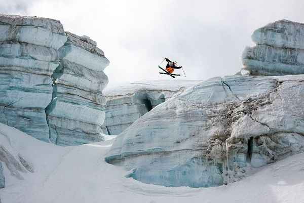 Shu, Tristan 작가의 Candide Thovex Out Of Nowhere Into Nowhere 작품