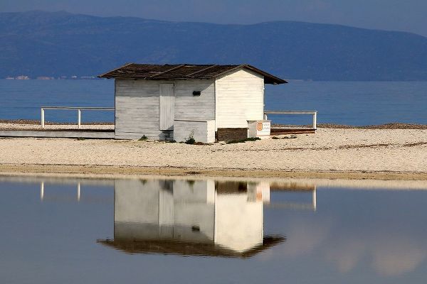 Stintino-sea-salt-flats-wooden-houses-I