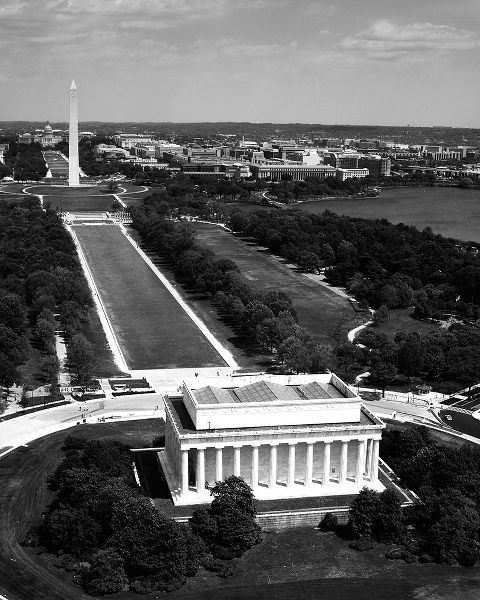 National Mall, Lincoln Memorial and Washington Monument, Washington D.C. - Black and White Variant