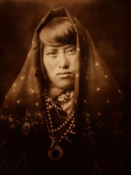 Acoma woman, ca. 1905