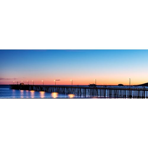 Highsmith, Carol 작가의 The Avila Beach Pier-California at Sunset 작품