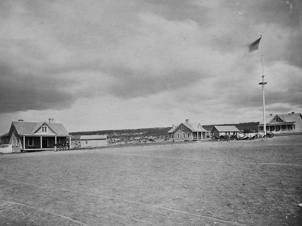 OSullivan, Timothy H 작가의 Parade Ground at Fort Wingate-1873 작품