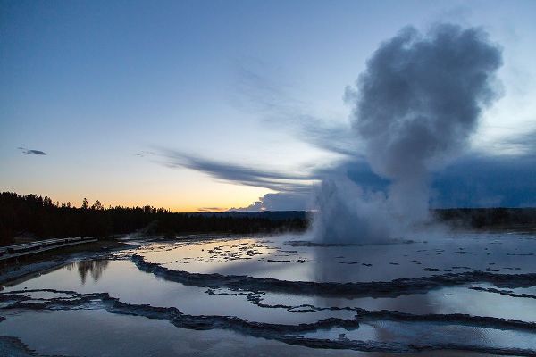 The Yellowstone Collection 작가의 Sunset eruption of Great Fountain Geyser, Yellowstone National Park 작품