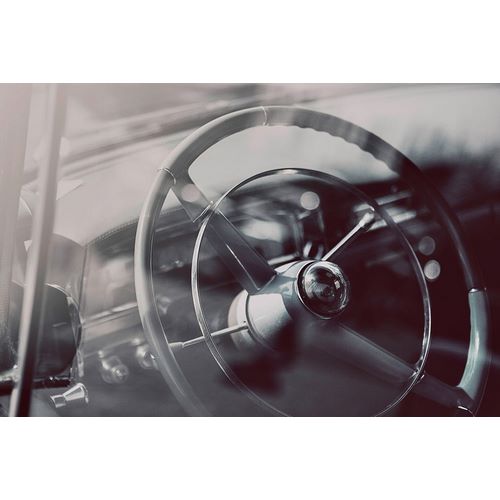 Vintage Photo Archive 아티스트의 Vintage Car Steering Wheel작품입니다.
