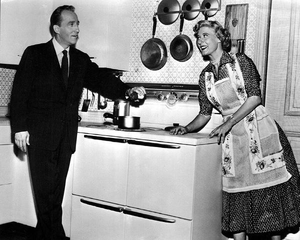 Vintage Hollywood Archive 아티스트의 Bing Crosby, Joan Davis, I Married Joan, 1953작품입니다.