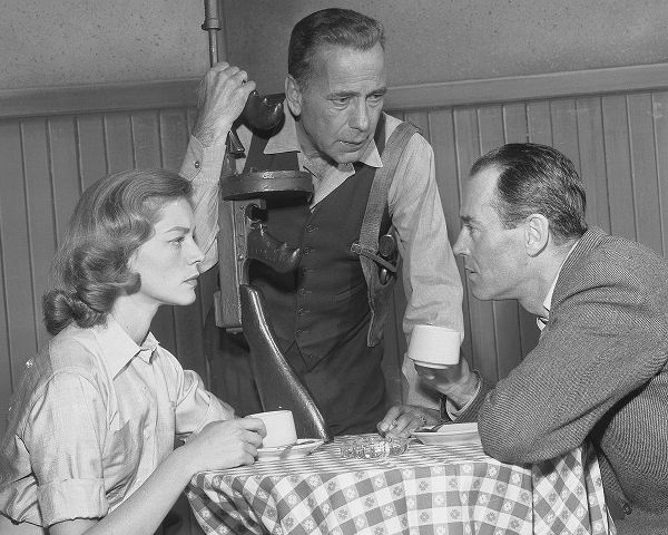 Vintage Hollywood Archive 아티스트의 Lauren Bacall, Humphrey Bogart, Henry Fonda, Petrified Forest, 1955작품입니다.