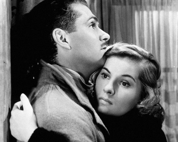 Vintage Hollywood Archive 아티스트의 Joan Fontaine, Laurence Olivier작품입니다.