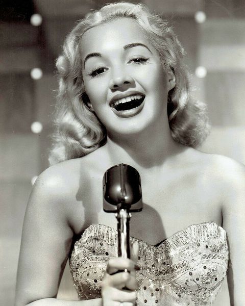 Vintage Hollywood Archive 아티스트의 San Juan, Variety Girl, 1947작품입니다.