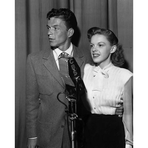 Vintage Music Archive 아티스트의 Frank Sinatra and Judy Garland-1944작품입니다.