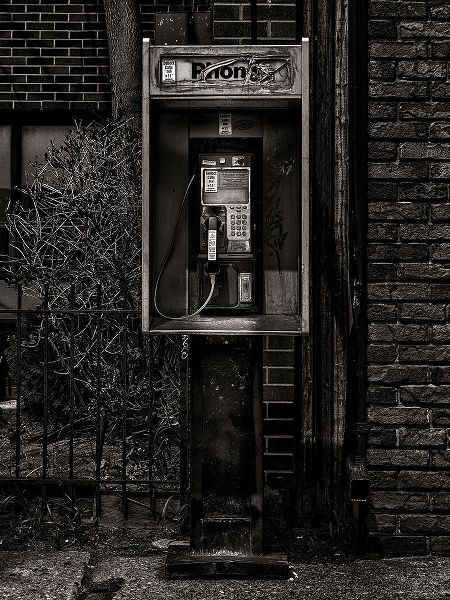 Phone Booth No 8